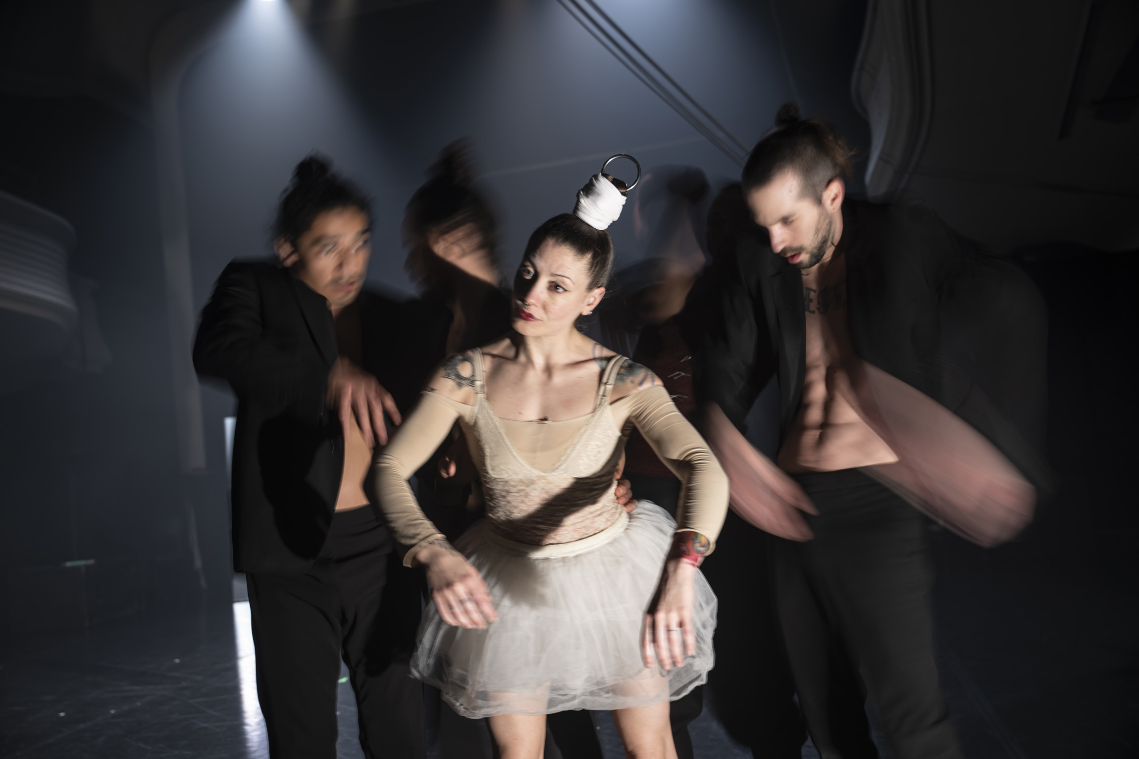 Dal balletto al circo: arriva Coppelia in chiave contemporanea